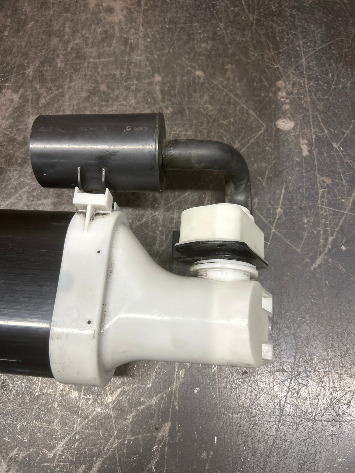 11-23 Dodge Challenger Charger 300 Charcoal Fuel Vapor Canister OEM 045939737AC