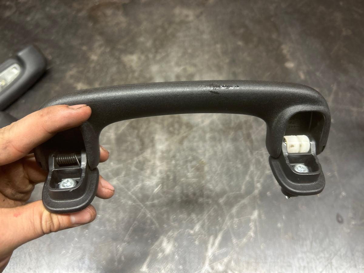 2011-2022 Dodge Charger Chrysler 300 Front & Rear Grab handle Set 1RV80TRMAB
