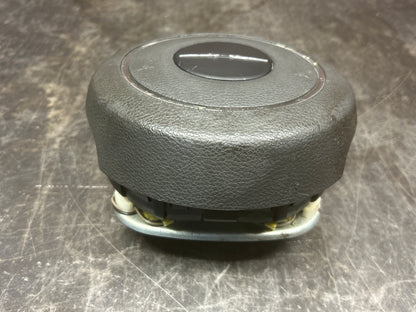 2012-2014 CHRYSLER 300C SRT8 OEM AIR BAG HORN BUTTON