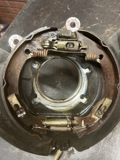 11-23 Dodge Charger/Challenger/300 SRT Right-Rear Spindle Knuckle OEM 04854463AE