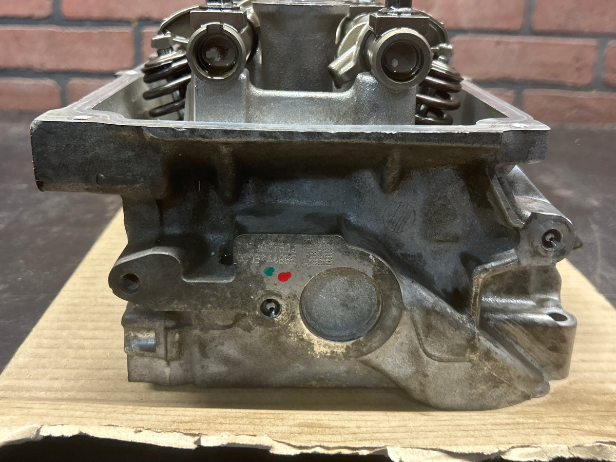 2011-2023 Chrysler 300C/Challenger/Charger SRT8 6.4L HEMI 392 RH Cylinder Head