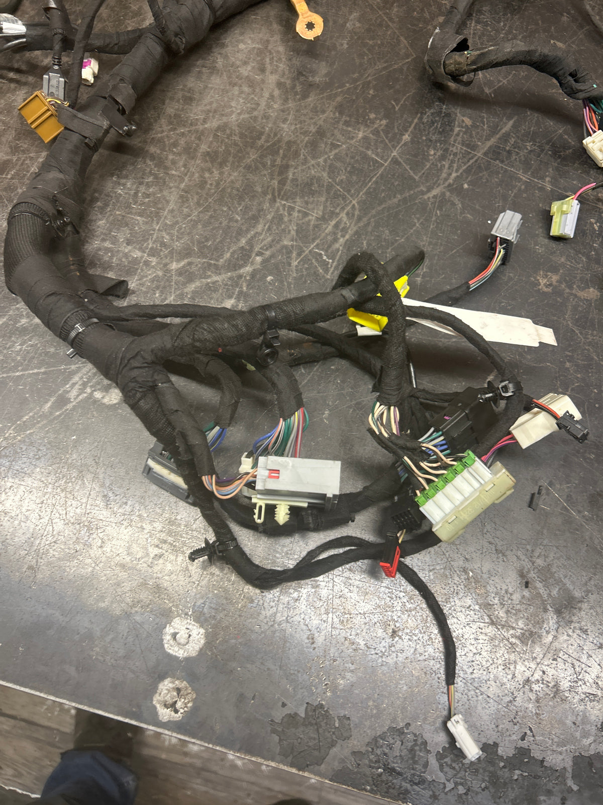 2013 Chrysler 300 Instrument Panel Dash Wiring Harness Mopar 68164280AC OEM