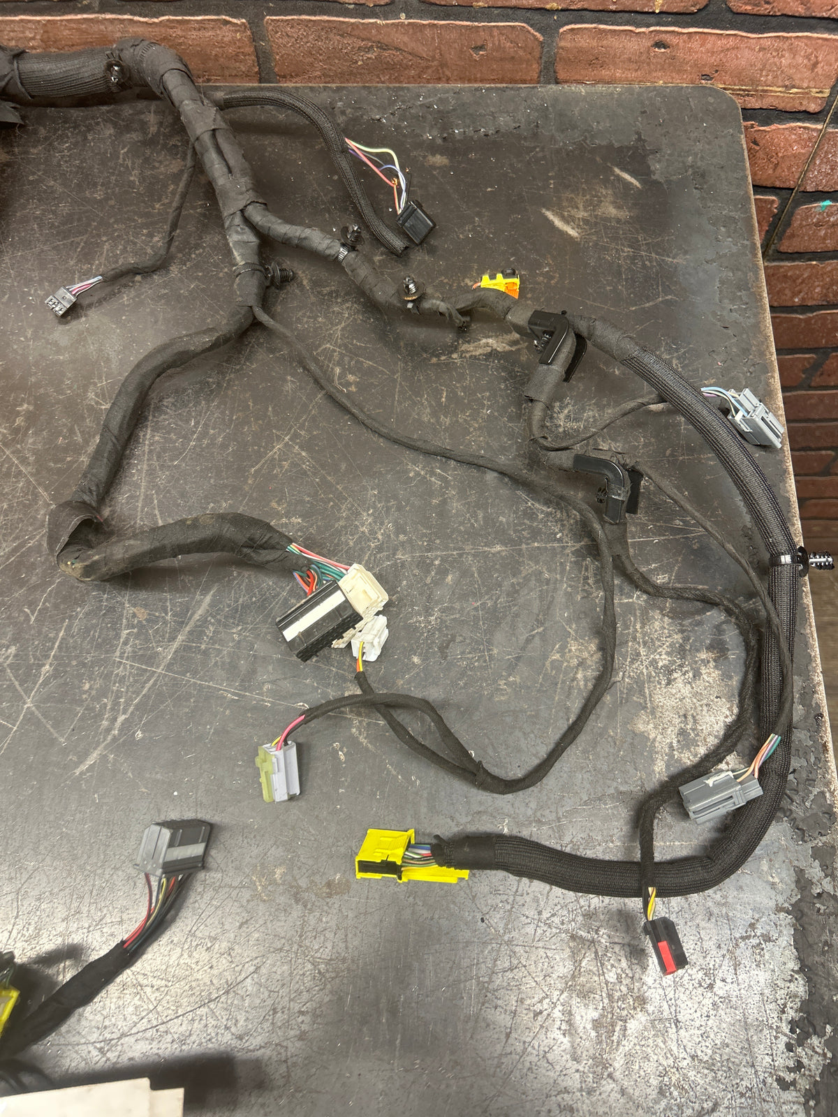 2013 Chrysler 300 Instrument Panel Dash Wiring Harness Mopar 68164280AC OEM