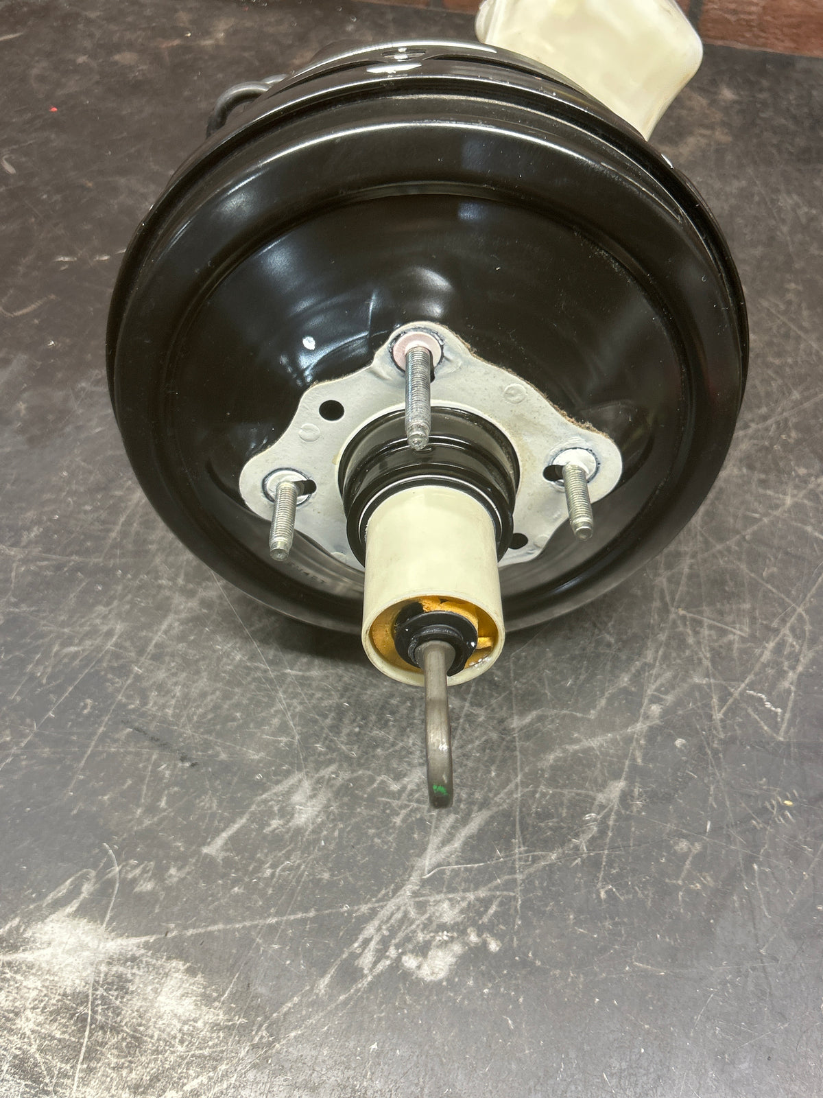 2011-2023 CHRYSLER 300C/CHARGER SRT8 POWER BRAKE BOOSTER W/ MASTER CYLINDER OEM