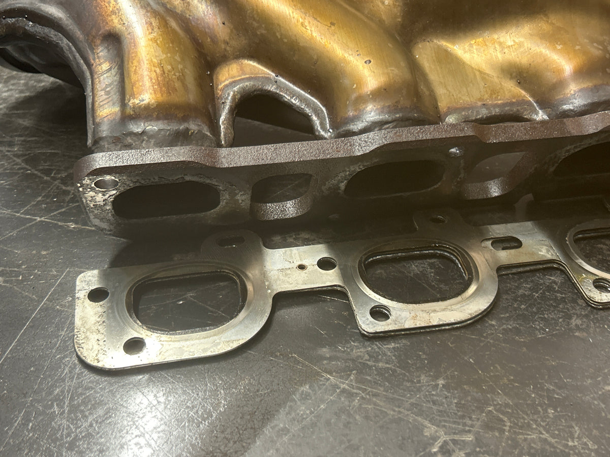 05-14 CHRYSLER 300C SRT8  6.1 6.4 Hemi SRT8 392 Exhaust Manifold Headers OEM