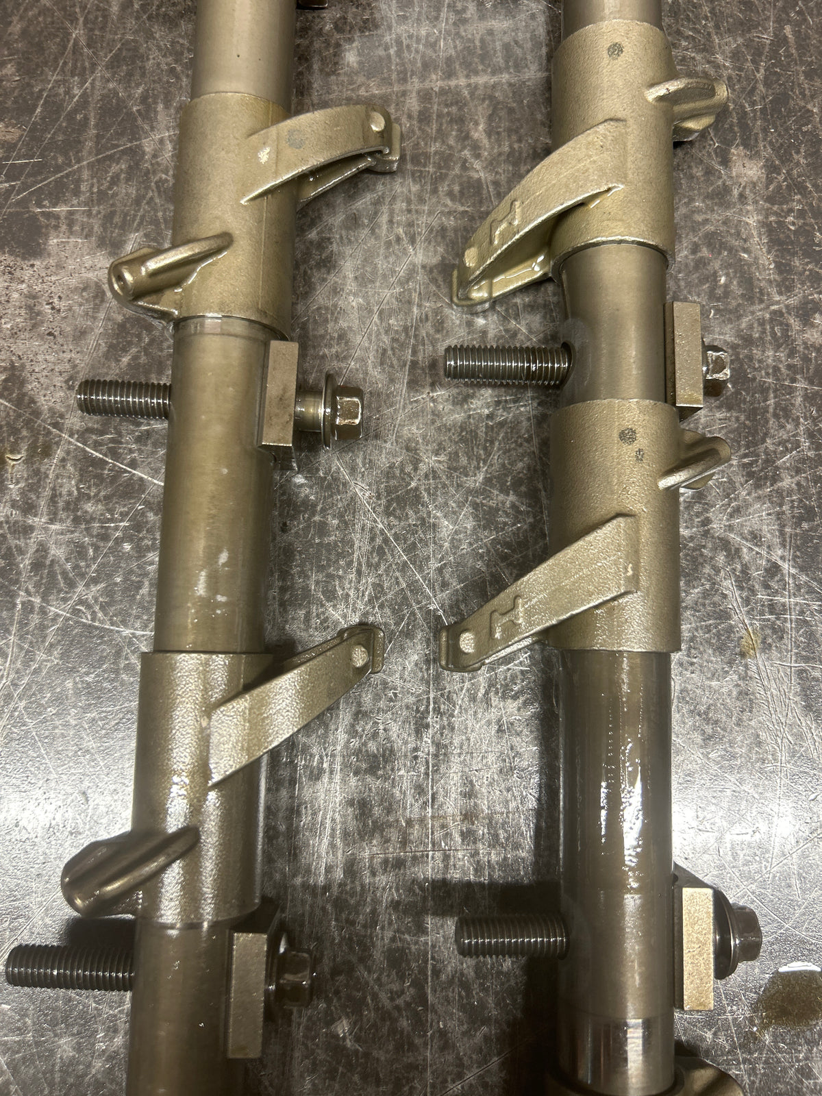 03-23 CHRYSLER DODGE JEEP RAM 5.7L OR 6.4L HEMI INTAKE & EXHAUST ROCKER ARM OEM