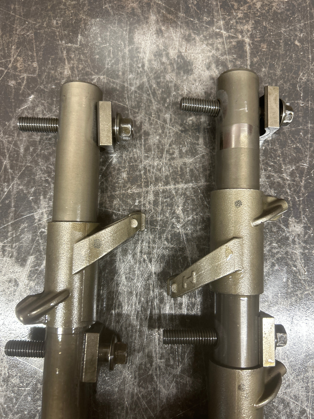 03-23 CHRYSLER DODGE JEEP RAM 5.7L OR 6.4L HEMI INTAKE & EXHAUST ROCKER ARM OEM