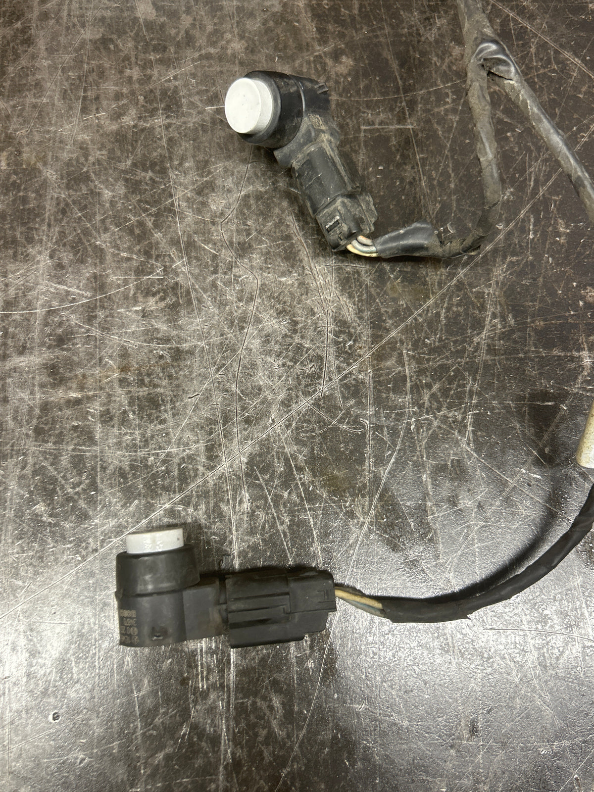 2011-2014 CHRYSLER 300C SRT8 OEM REAR BUMPER PARKING SENSOR WIRING HARNESS