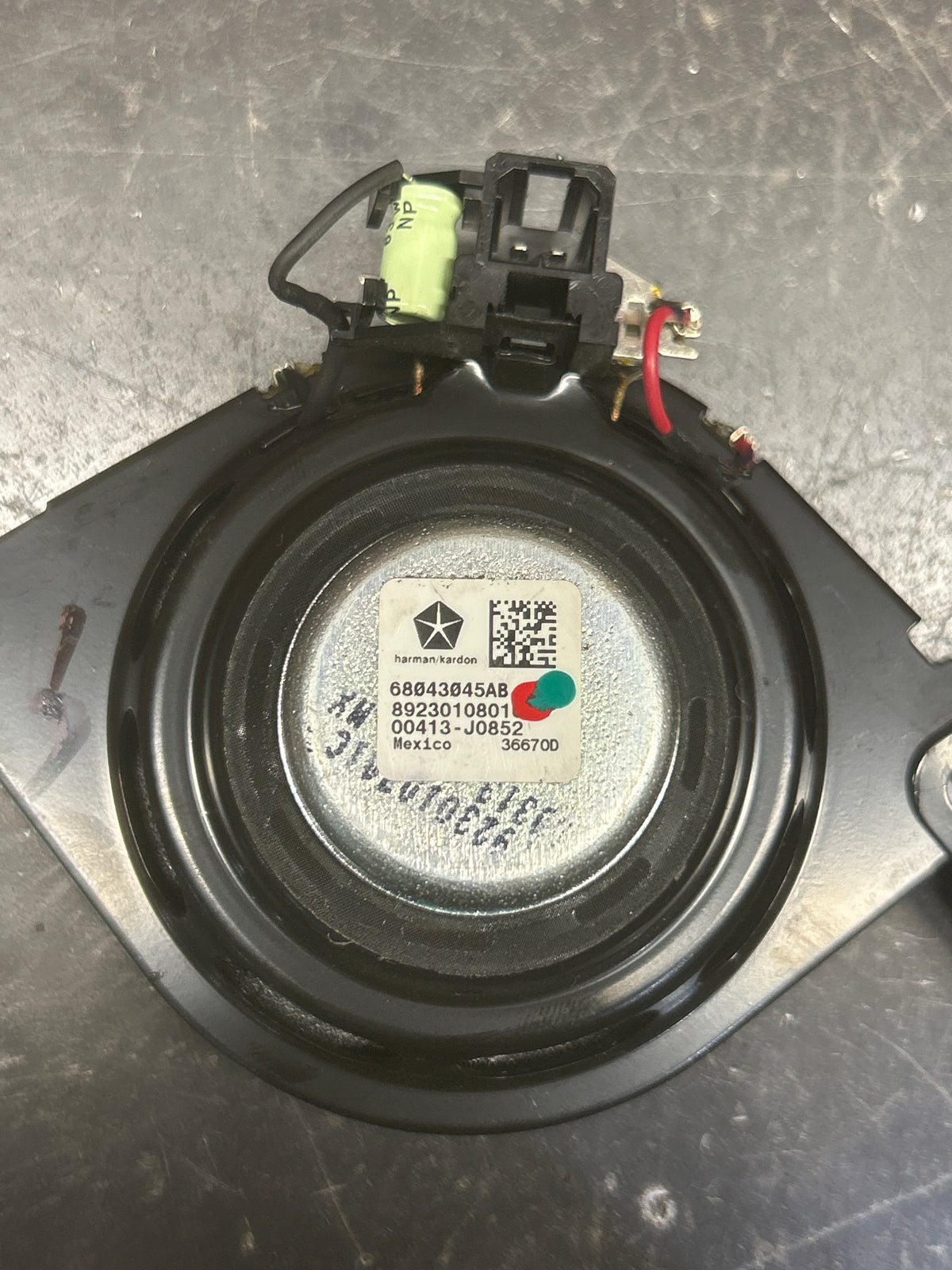 2012-2023 CHRYSLER 300C SRT8 OEM AUDIO SOUND HARMON/KARDON SPEAKER SET OF (12)