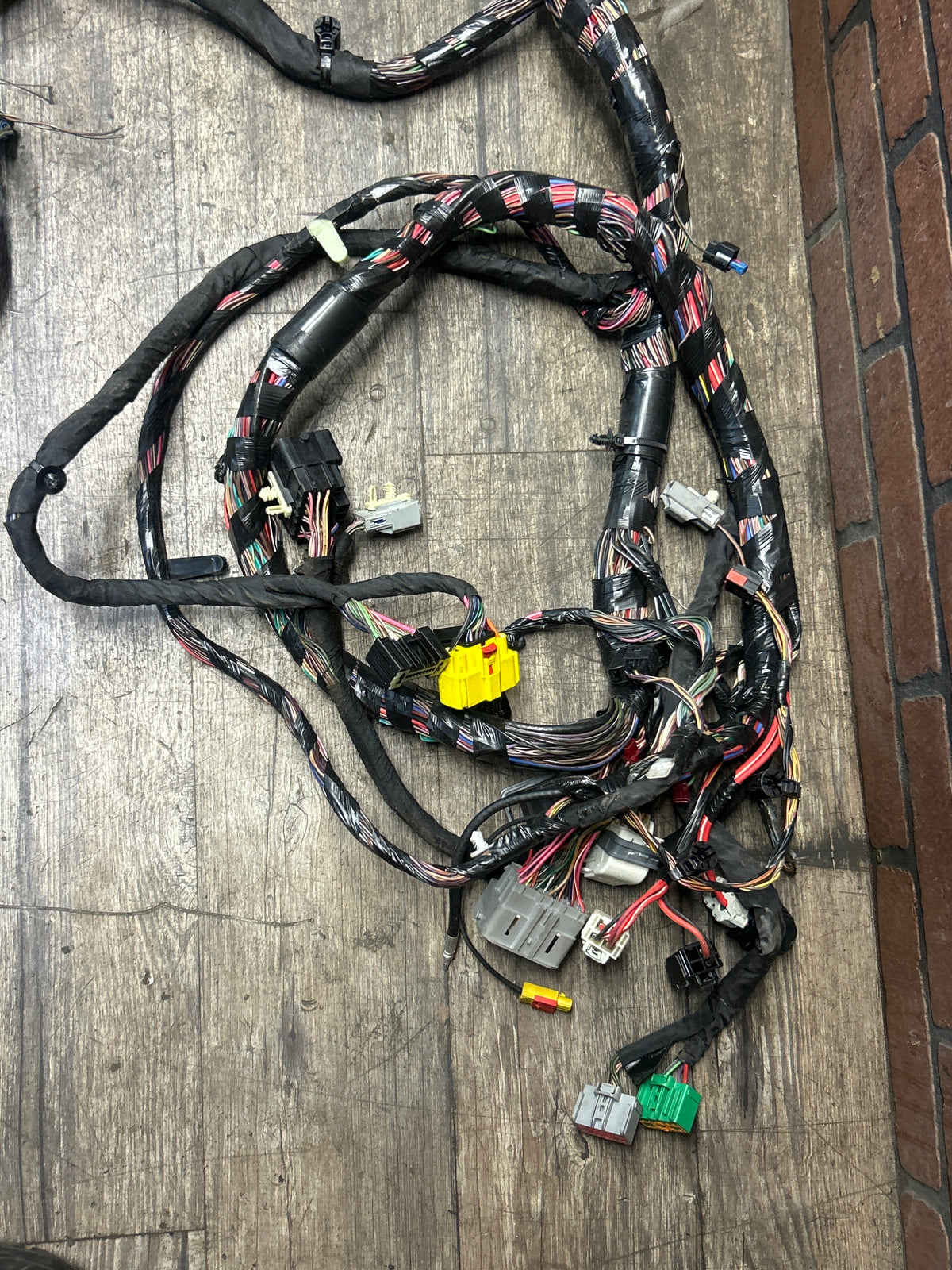 2013 Chrysler 300C SRT8 6.4L OEM Full Body Harness Fuse Box 72K 68155364AC