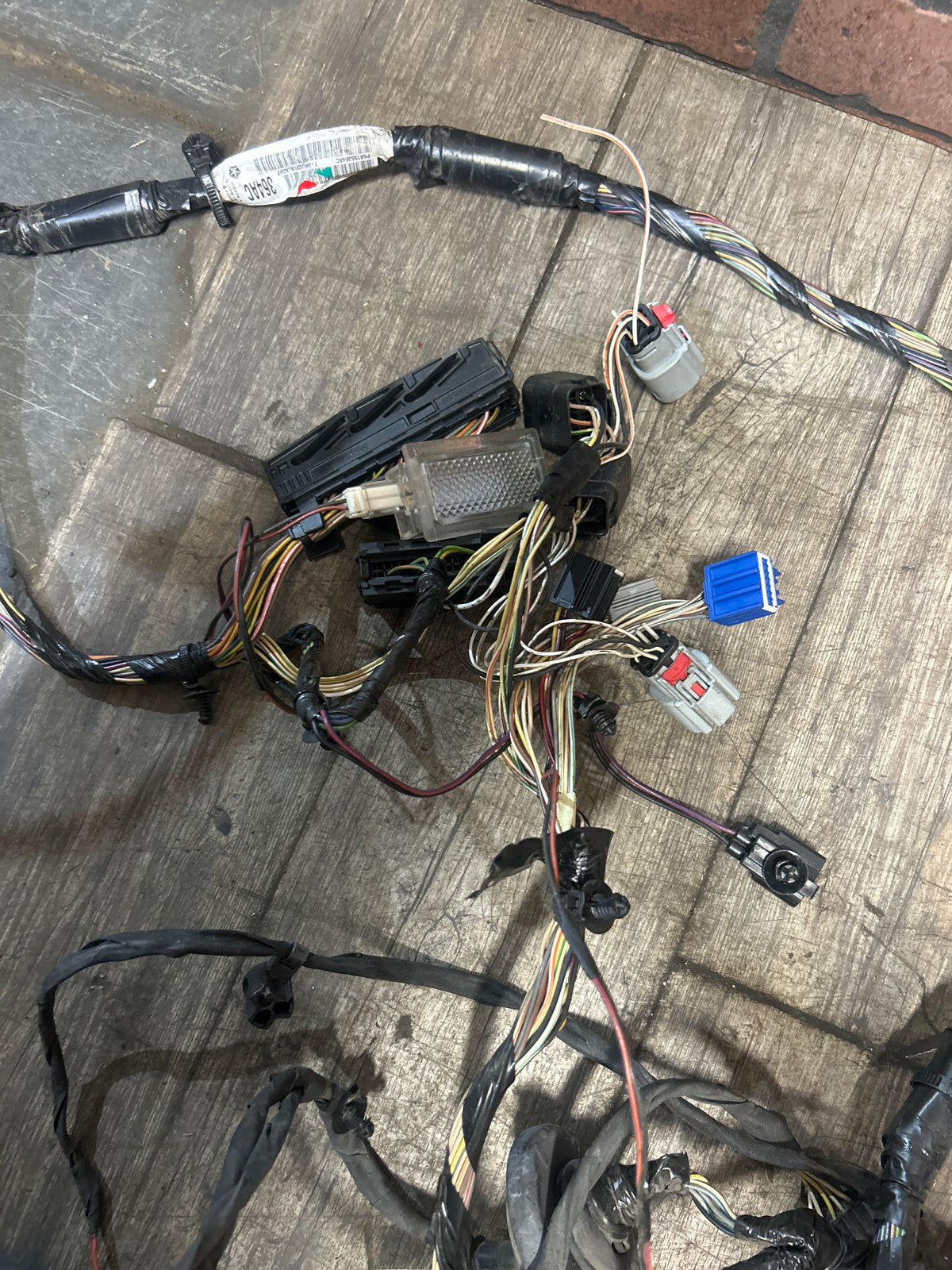 2013 Chrysler 300C SRT8 6.4L OEM Full Body Harness Fuse Box 72K 68155364AC