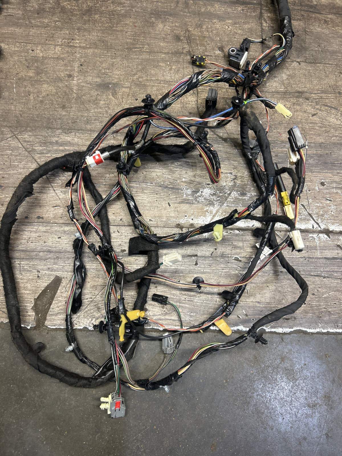 2013 Chrysler 300C SRT8 6.4L OEM Full Body Harness Fuse Box 72K 68155364AC