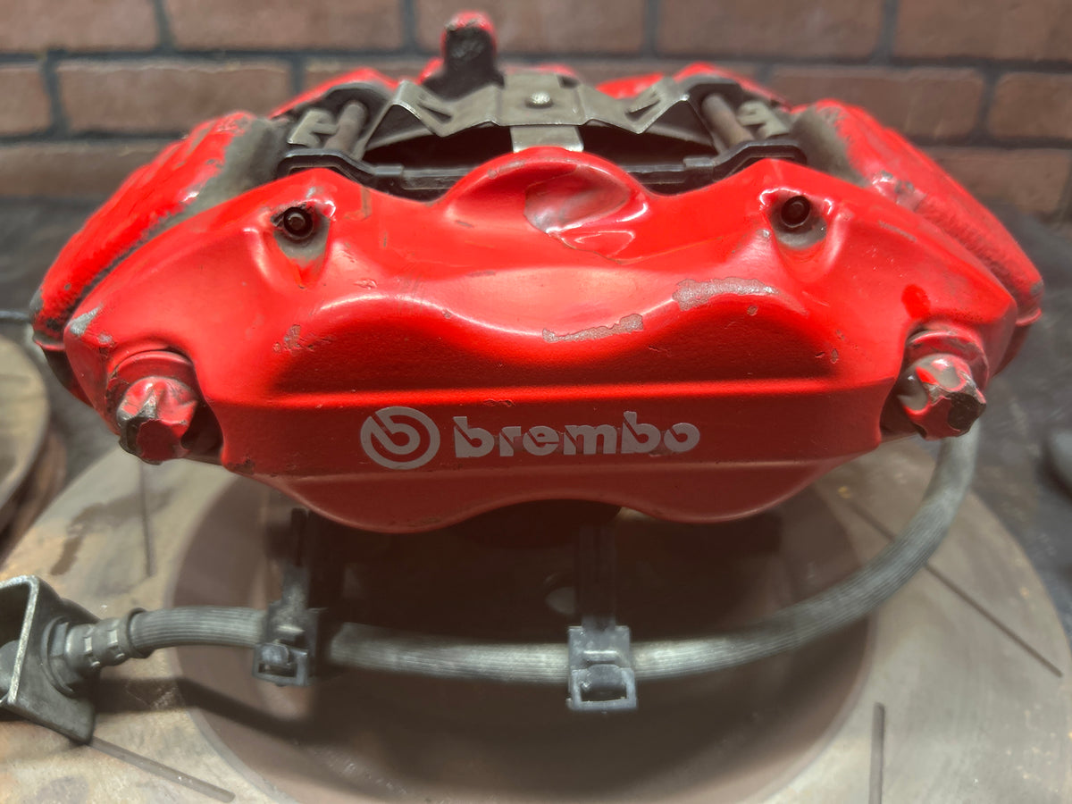 05-14 CHRYSLER 300C SRT8 OEM FRONT FOUR PISTON BREMBO BRAKE CALIPERS W/ROTORS