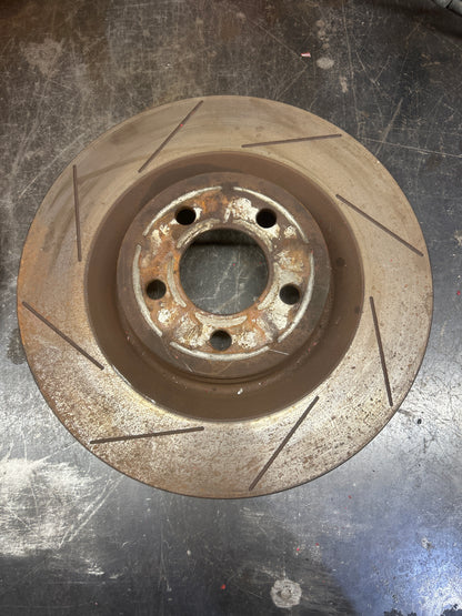 05-14 CHRYSLER 300C SRT8 OEM FRONT FOUR PISTON BREMBO BRAKE CALIPERS W/ROTORS