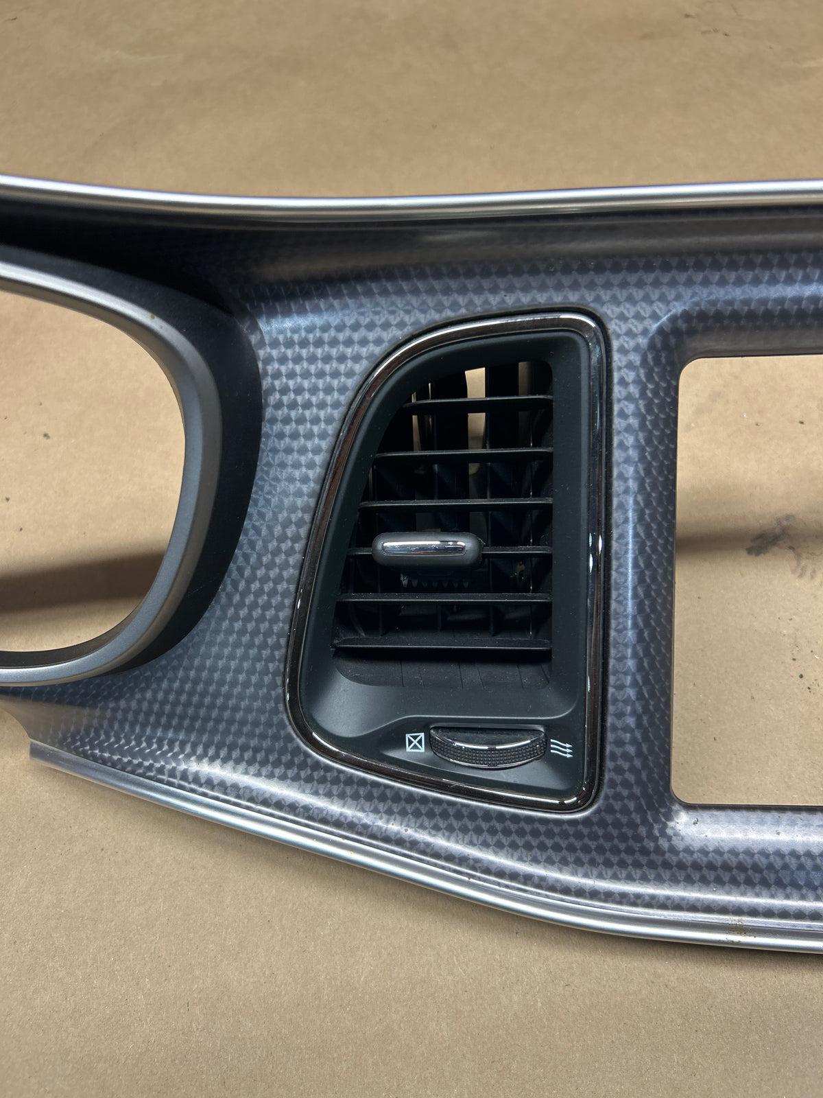 15-23 Challenger SRT Hellcat Carbon OEM Dash Speedometer Radio Trim Bezel Vents