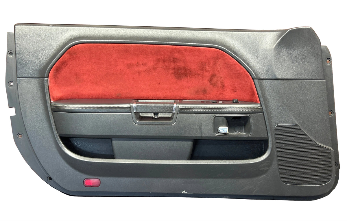 08-14 Dodge Challenger SRT8 Passenger LH Side Interior Door Panel 1XF771RRAB OEM