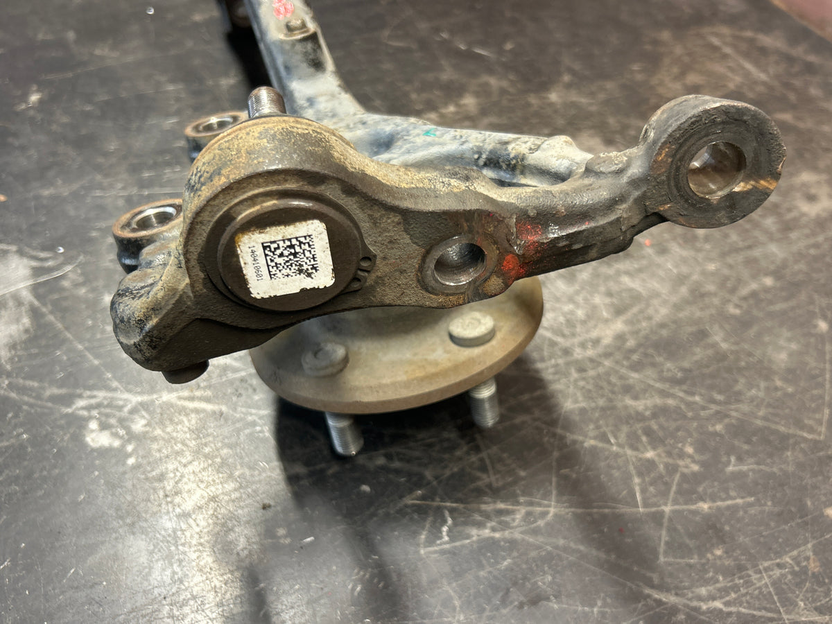 08-14 Challenger Charger 300 SRT Front Left Driver Spindle Knuckle 05039029AB