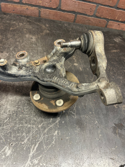 08-14 Challenger Charger 300 SRT Front RH Passenger spindle Knuckle 05039028AB