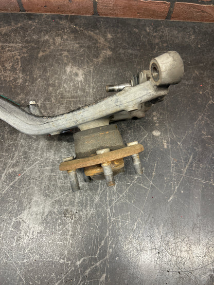 08-14 Challenger Charger 300 SRT Front RH Passenger spindle Knuckle 05039028AB