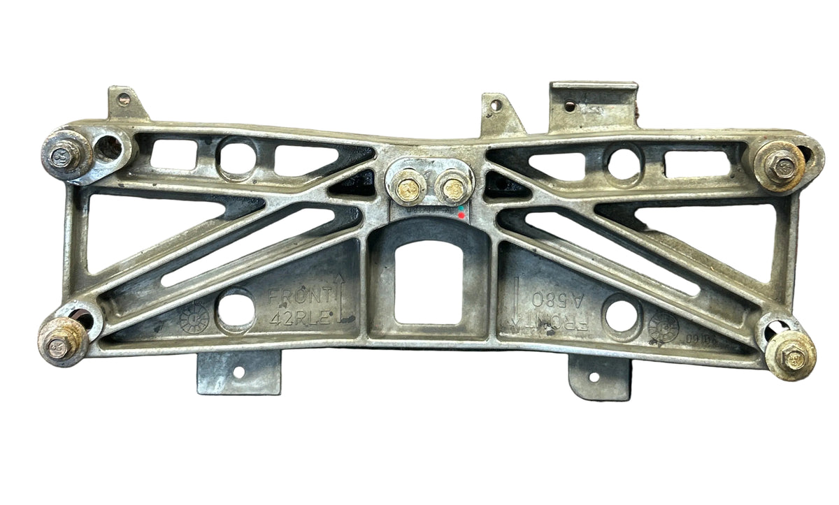 05-14 CHRYSLER DODGE 300 CHARGER CHALLENGER TRANSMISSION MOUNT BRACKET OEM
