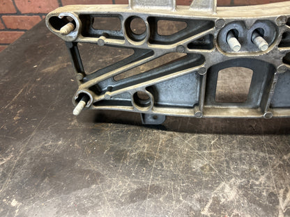 05-14 CHRYSLER DODGE 300 CHARGER CHALLENGER TRANSMISSION MOUNT BRACKET OEM