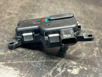 12-17 CHARGER CHALLENGER 300 6.4L ENGINE INTAKE SHORT VALVE RUNNING ACTUATOR OEM