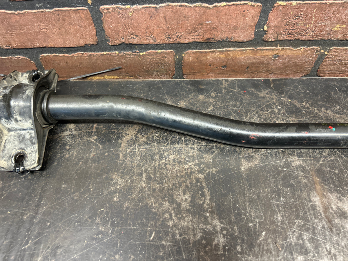 08-14 Dodge Challenger SRT8 Front Stabilizer Sway Bar And Bushings OEM