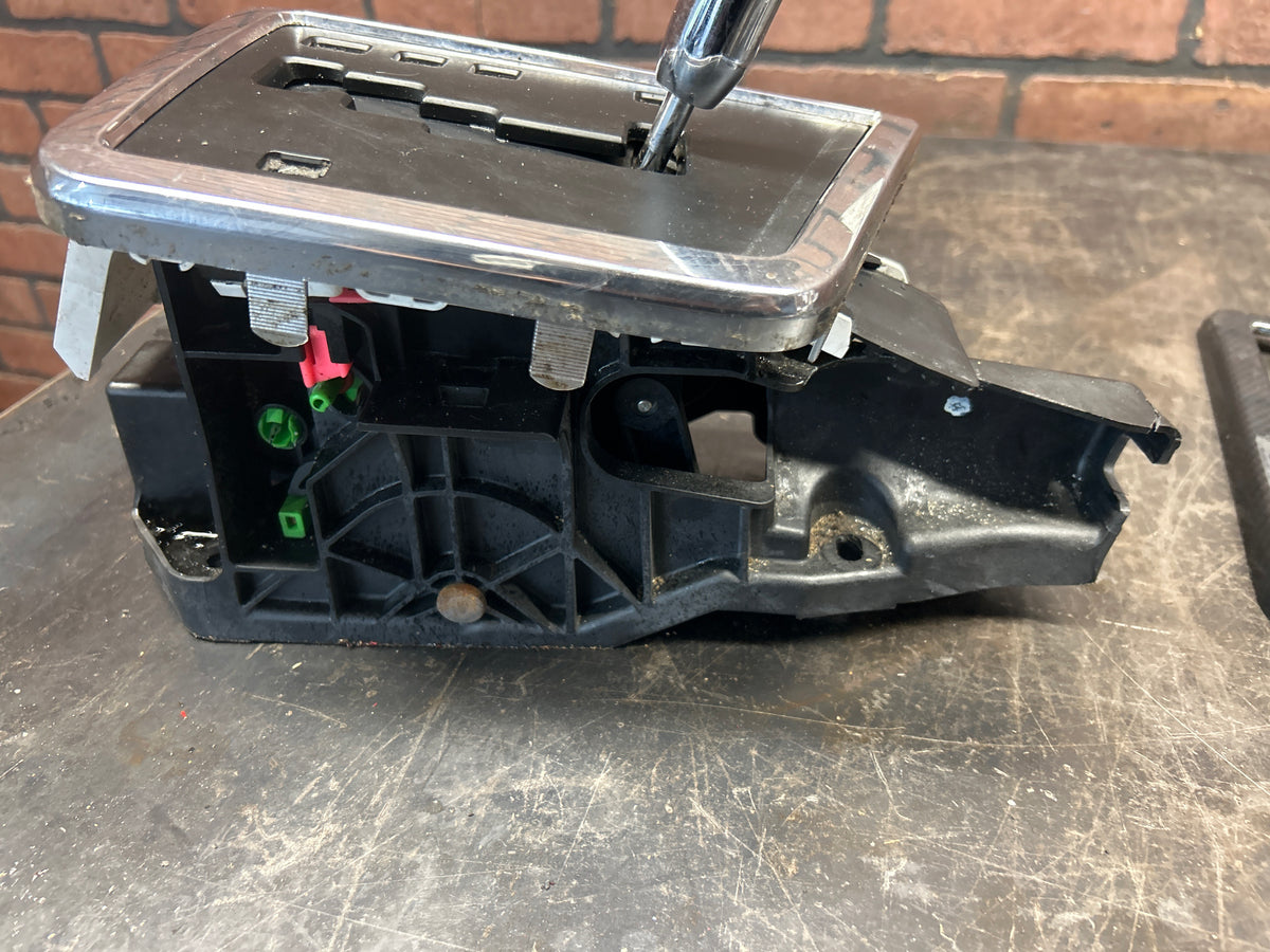 11-14 Dodge Challenger Auto Trans Gear Selector W/mopar T Handle Oem 68146144AA