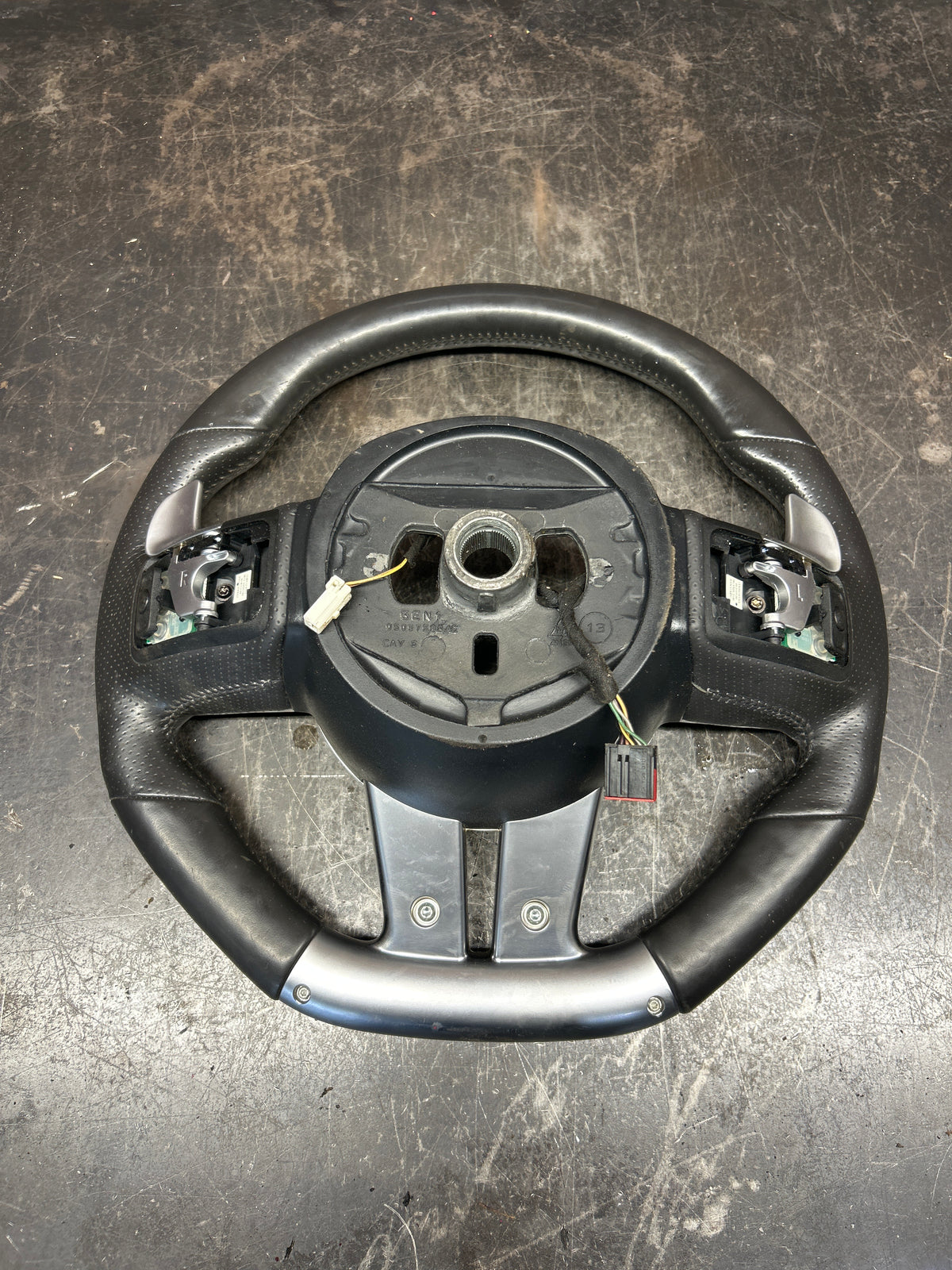 11-14 Dodge Challenger SRT Auto Flat Bottom Steering Wheel 05057580ae OEM