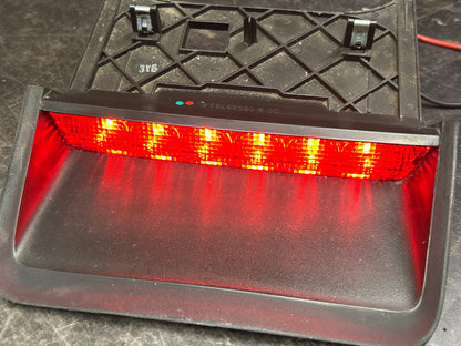 08 -23 DODGE CHALLENGER REAR 3RD BRAKE LED LIGHT LAMP 05028782AD OEM