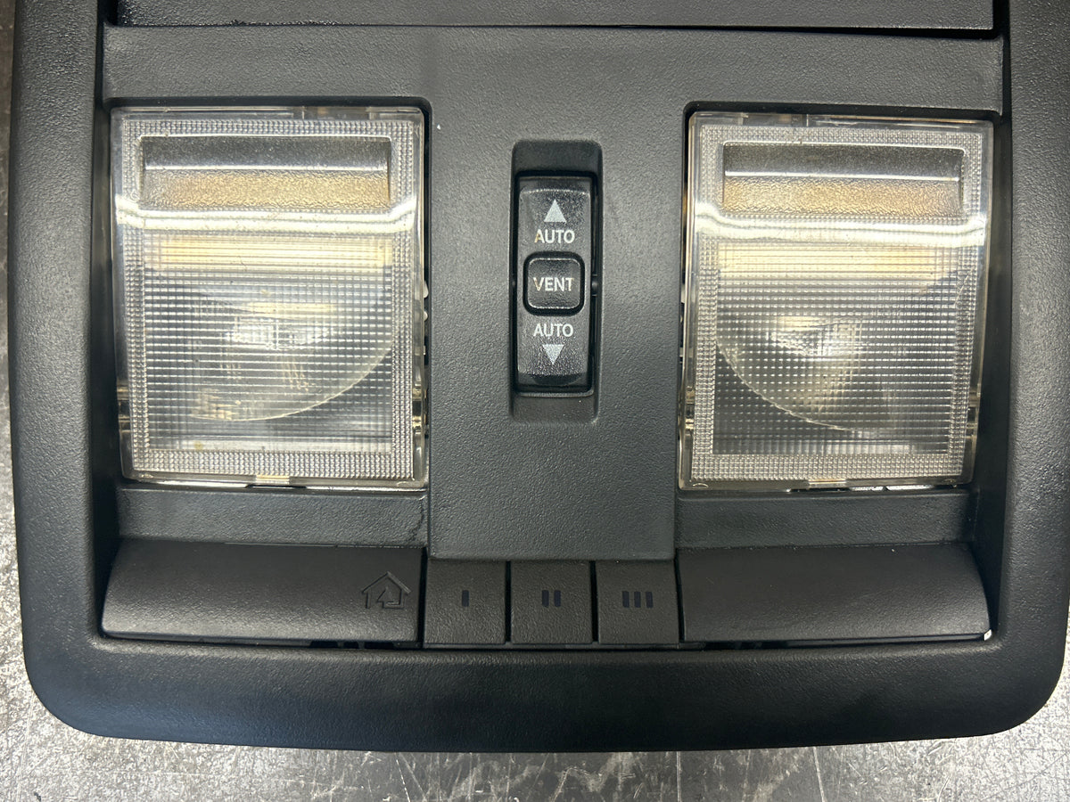 08-23 Dodge Challenger SRT OEM Overhead Console Dome Light Holder 1HT94XDVAA