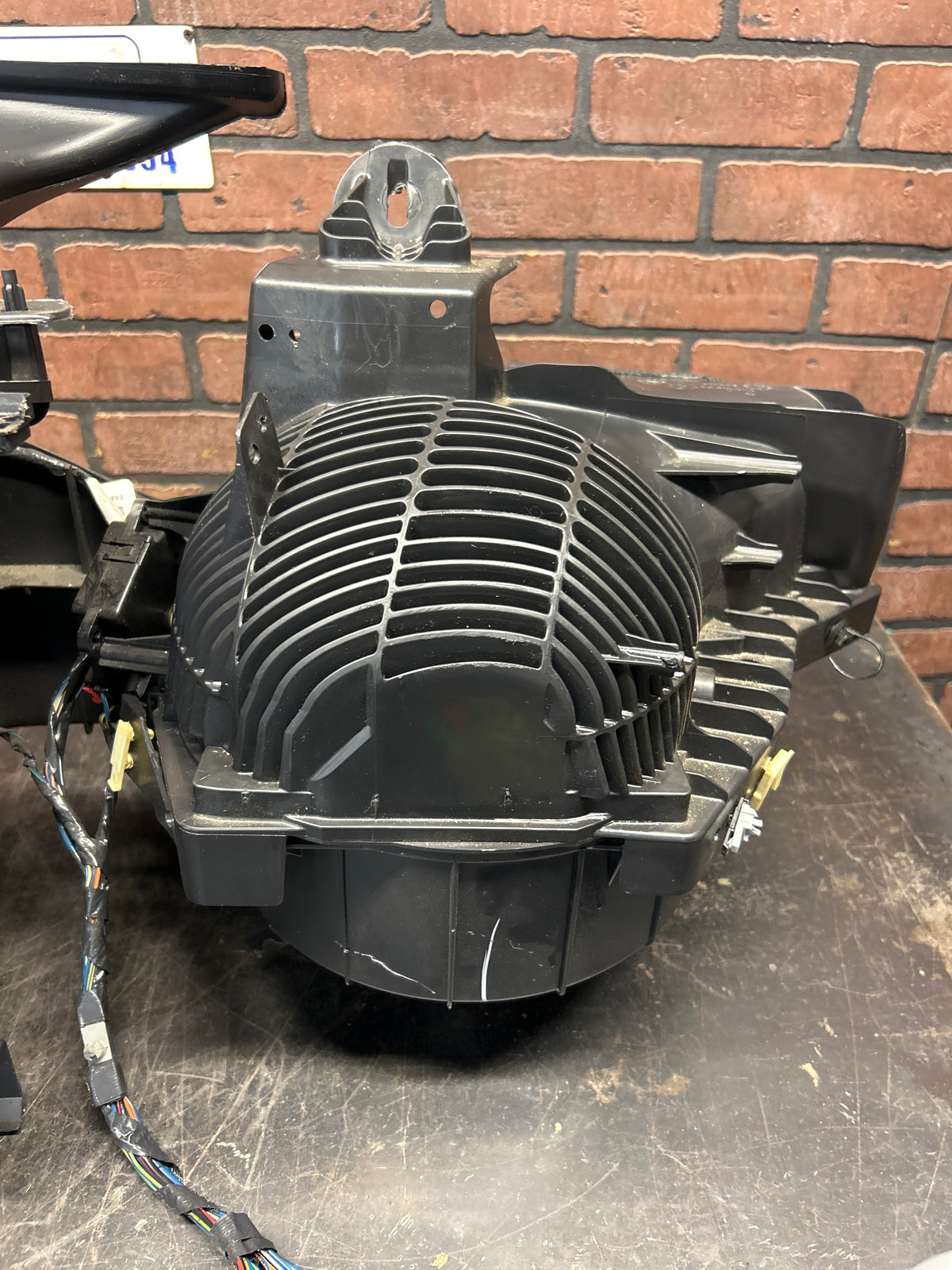 14-23 Dodge Challenger OEM Complete AC Evaporator Heater Core Box Assembly