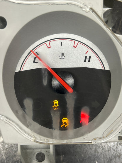 13-14 Dodge Challenger SRT8 OEM Speedometer Instrument Gauge Cluster 04840649AA