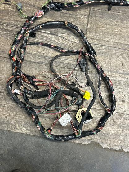 2014 DODGE CHALLENGER 6.4L RWD BODY WIRE WIRING HARNESS W/ FUSE BOX 68214919AA