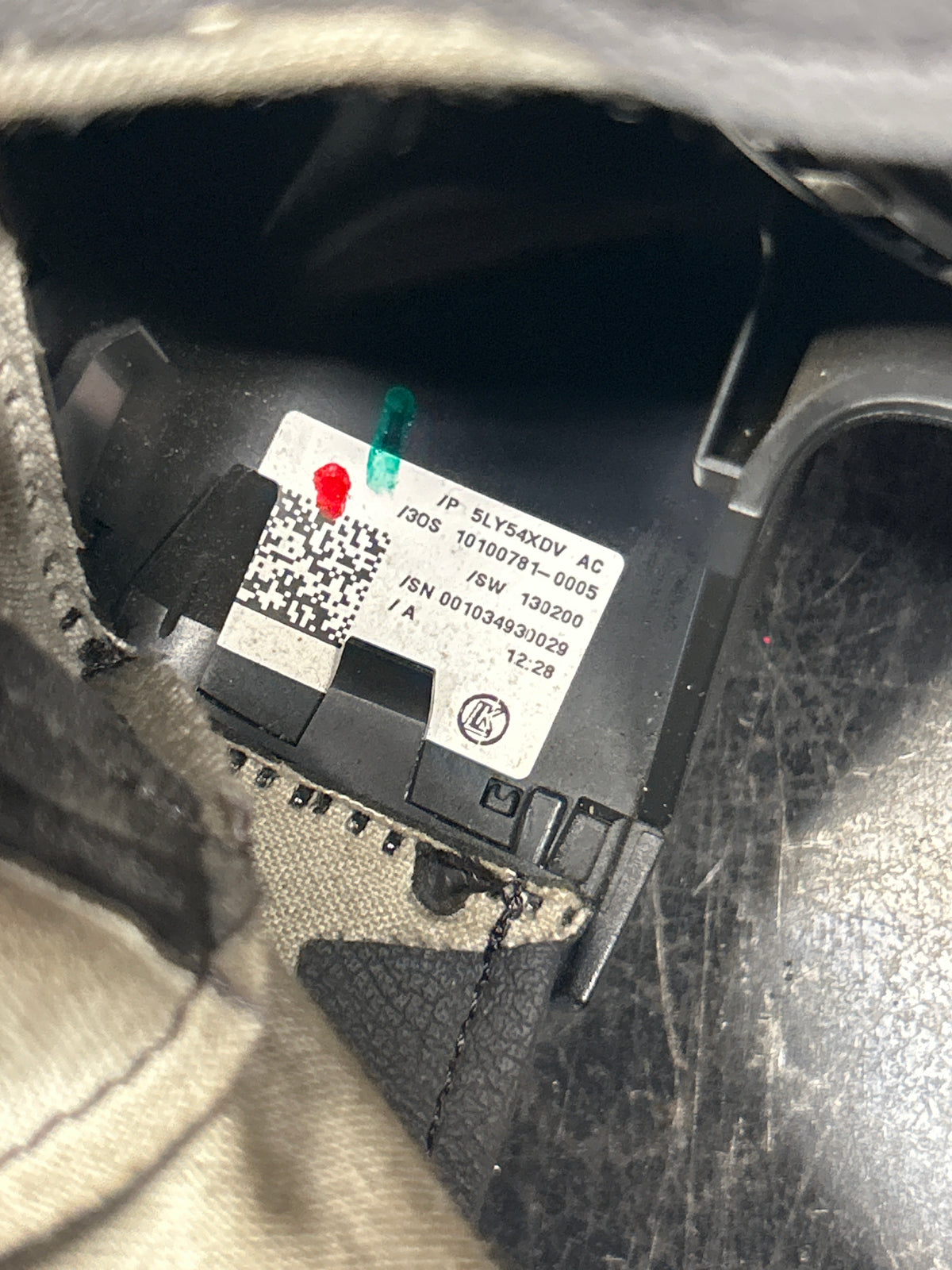 11-14 Dodge Challenger SRT8 Dash Steering Column Control Module W/Wiper Controls