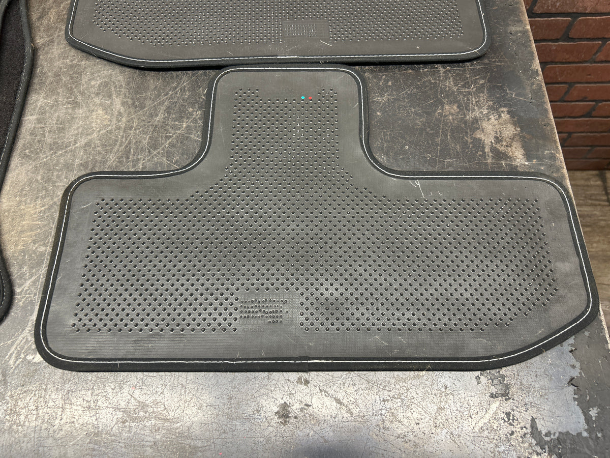 15-23 Dodge Challenger SRT Hellcat Original SRT Carpet Floor Mats Front/Rear