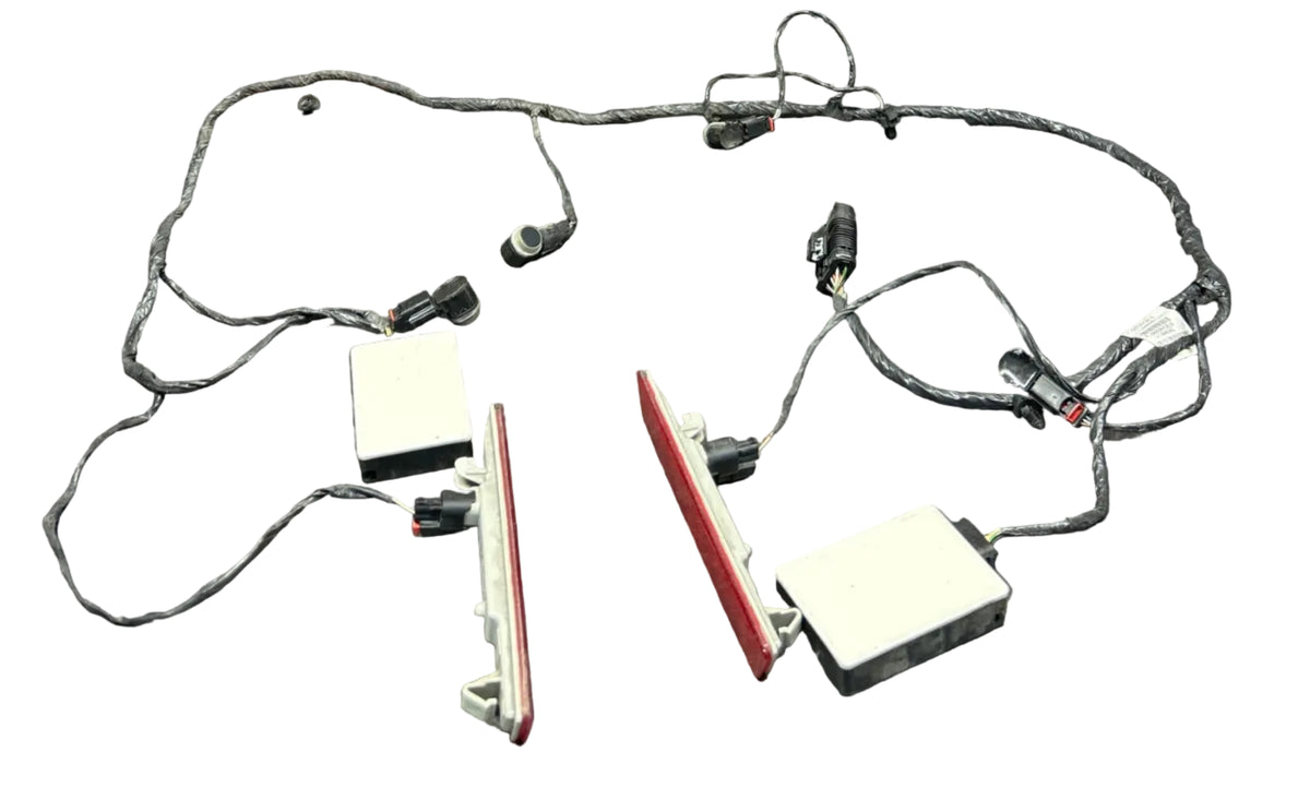 2015-2022 CHALLENGER REAR BUMPER WIRE HARNESS W/SENSORS & LIGHTS & BLIND SPOT