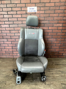 2005-2010 Jeep Grand Cherokee SRT8 Front Passenger RH Seat Bucket Leather