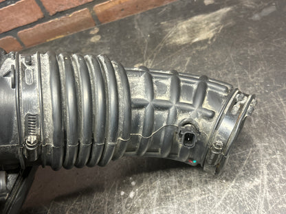 2012-2021 Jeep Grand Cherokee SRT8 6.4L Air Intake Housing/Air Box Assembly OEM