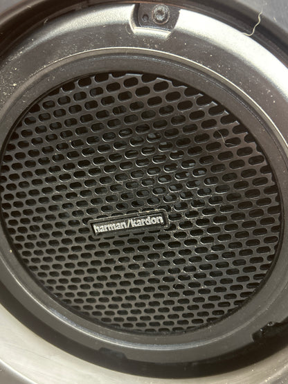 12-22 Jeep Grand Cherokee SRT Subwoofer Speaker Harman Kardon OEM 05035130AC