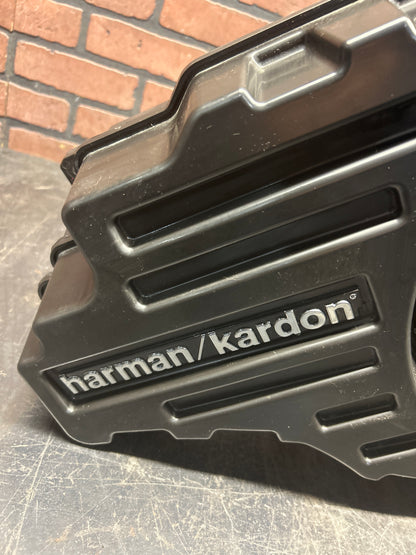 12-22 Jeep Grand Cherokee SRT Subwoofer Speaker Harman Kardon OEM 05035130AC