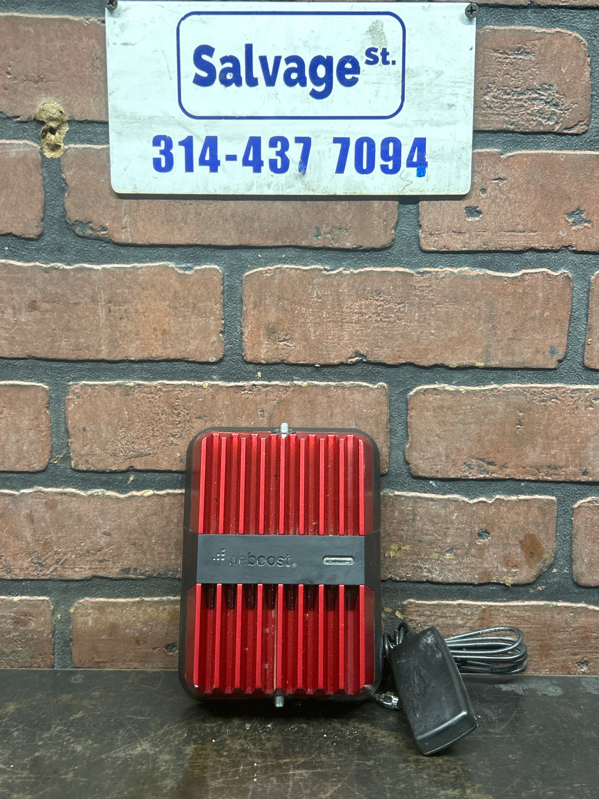 weBoost Drive Reach OTR Vehicle Truck Car Cell Phone Signal Booster- 470154