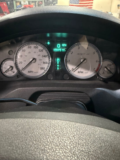 2007 Chrysler 300C SRT8 180Mph Instrument Panel Gauge Cluster Speedometer OEM