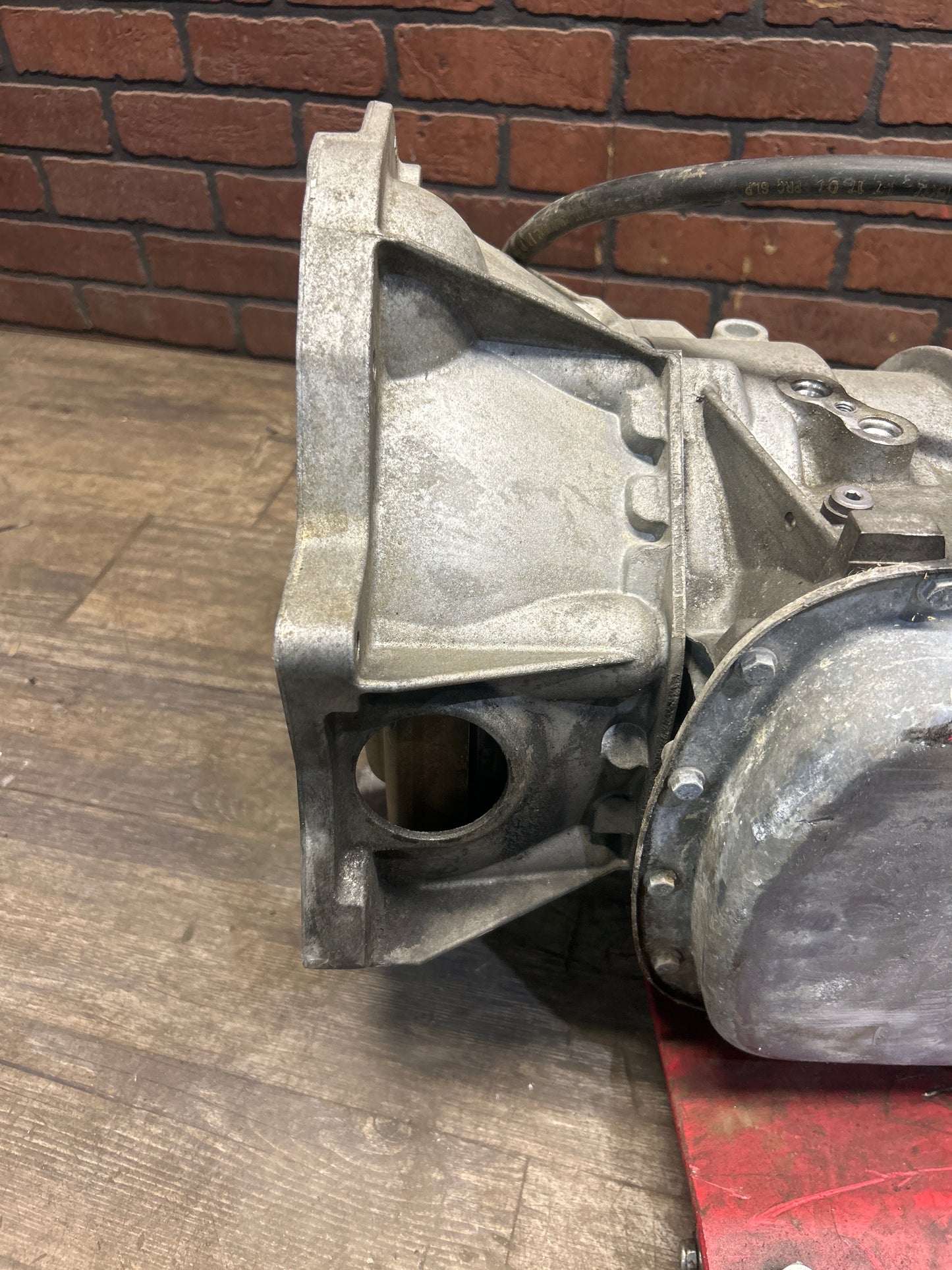 2006 - 2010 Pontiac Solstice RWD Automatic Transmission AT 5L40E OEM