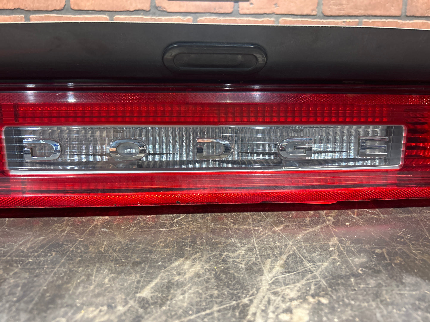 2011-2014 Dodge Challenger SRT8 Center Tail Light Assembly OEM 68059854AC
