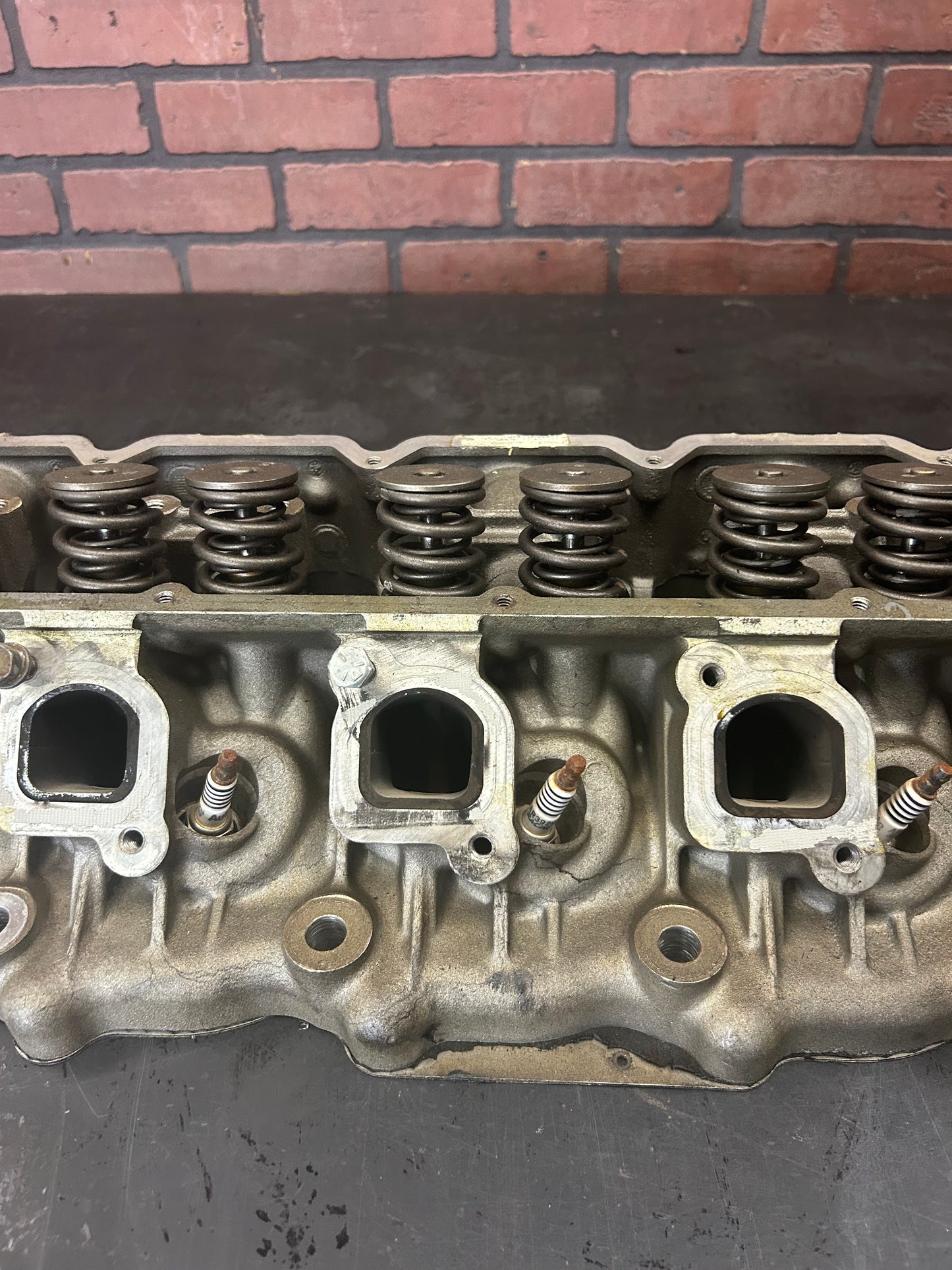 1996-2002 Dodge Viper GTS 8.0L V10 Driver and Passenger Side Cylinder Head Pair