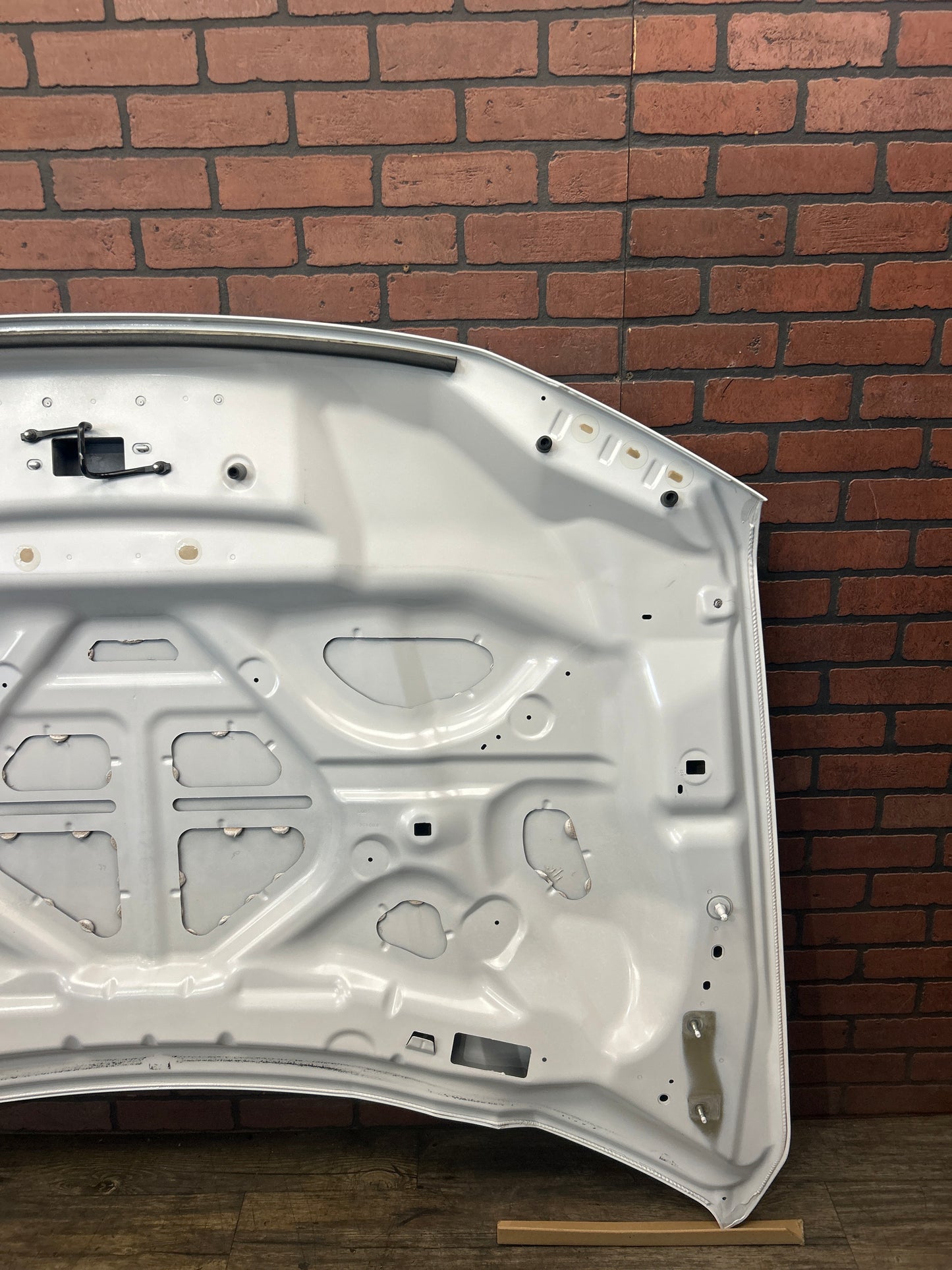 2017-2022 FORD F-250 F-350 F250 F350 SD FRONT HOOD BONNET ALUMINUM WHITE OEM