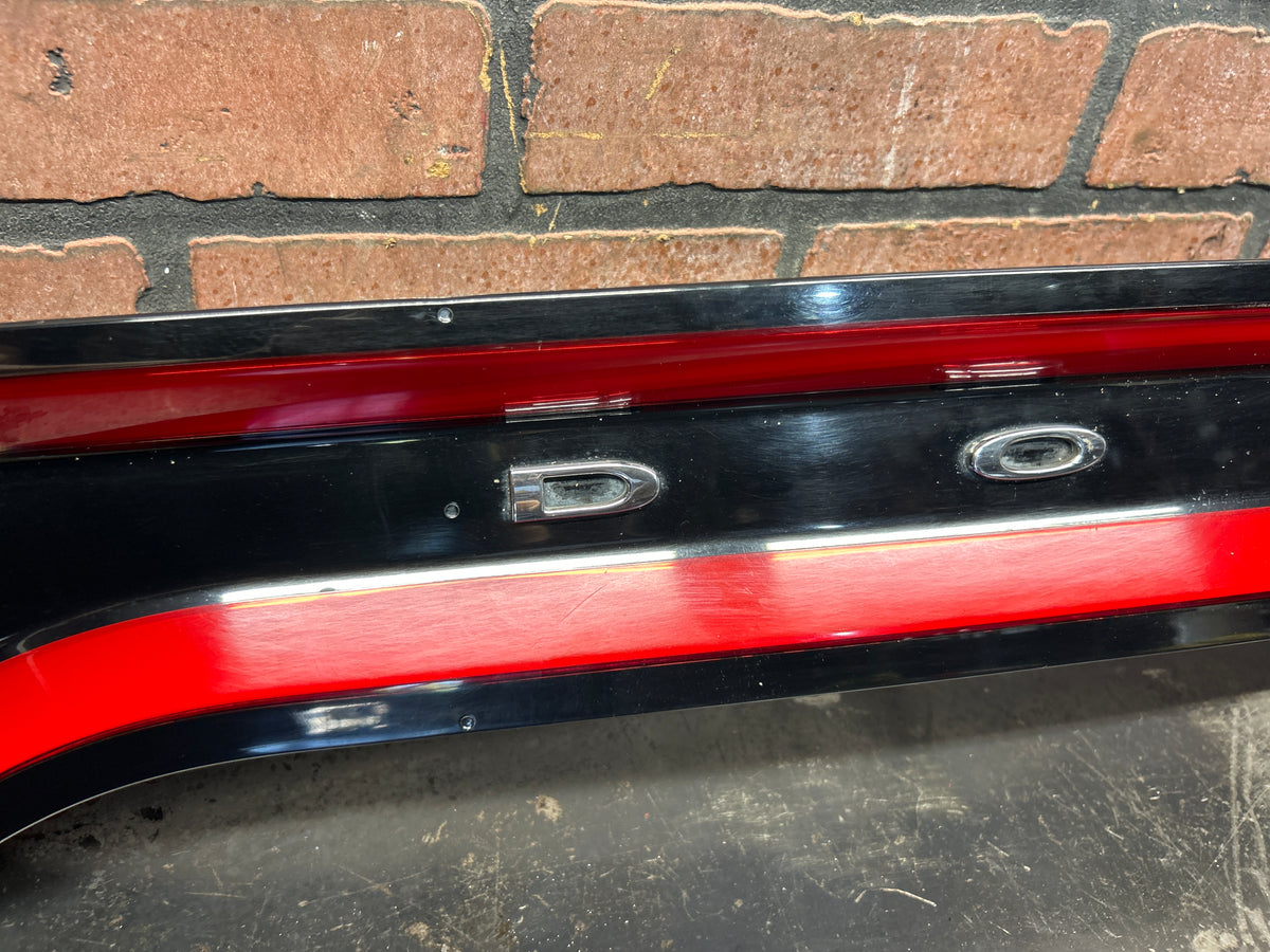 15-23 Dodge Charger Hellcat Rear Trunk Center LED Tail Light Lamp 68398666AA OEM