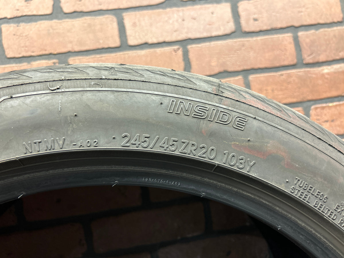 Nitto Motivo 245/45R20 Used Tire 4/32nds Tread DOT 3223 Single Tire