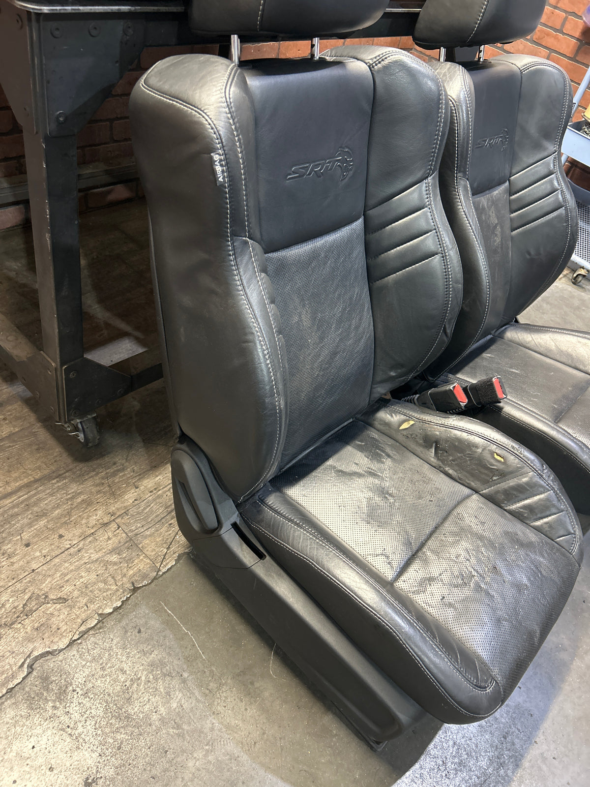 15-23 Dodge Charger SRT Hellcat Black Leather Front & Rear Seat Set OEM 79k